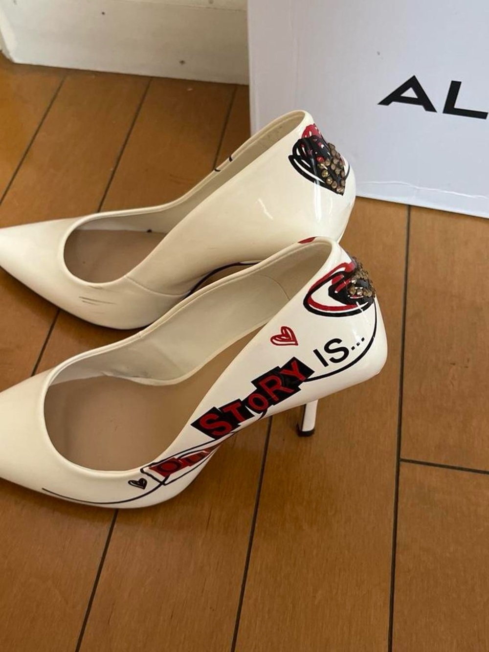 ALDO Ivory Patent 'Love Story' Graphic Pointed-Toe Pumps - Picture 3 of 3